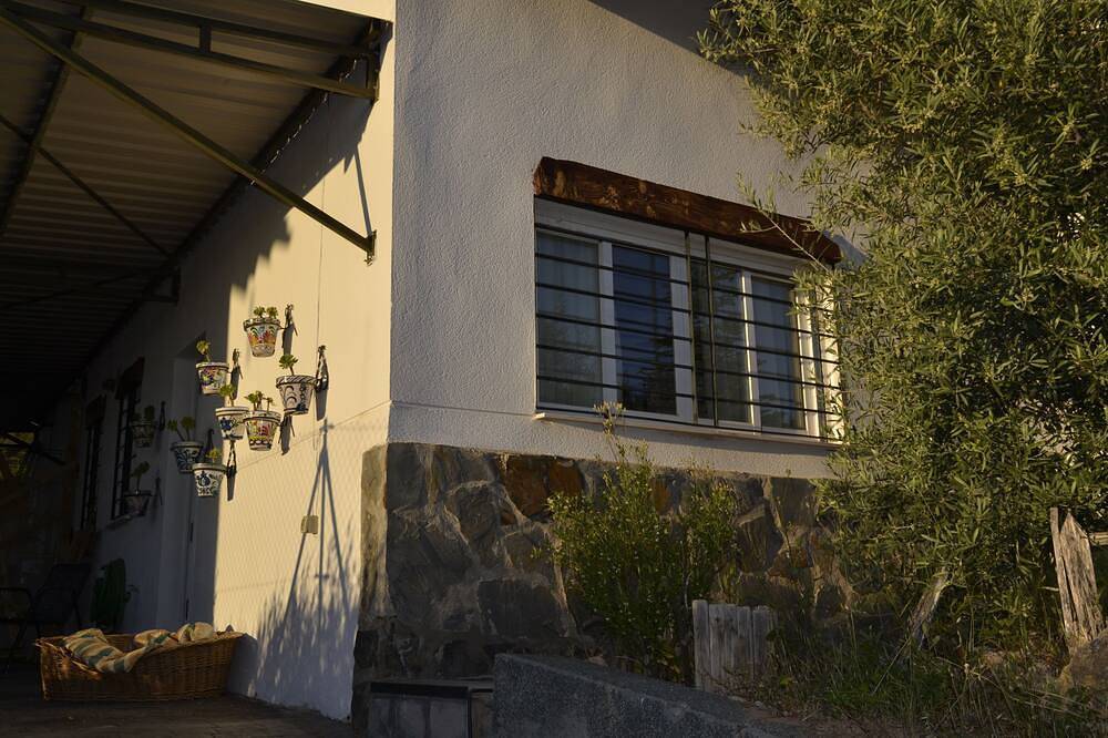 Apartamento entero, Alquilo acogedor  apartamento in Nívar, Provincia de Granada