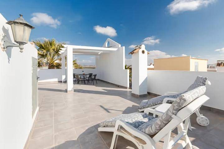 Casa rural para 4 personas, con Balcón y Terraza además de Jardín y Piscina en Alhama de Murcia - 2
