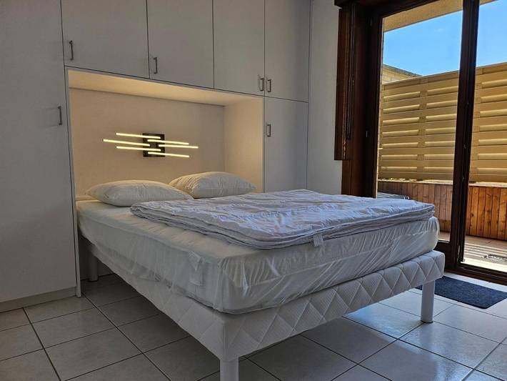 Gîte pour 4 personnes, avec vue et terrasse dans Plage du Perroquet - 3