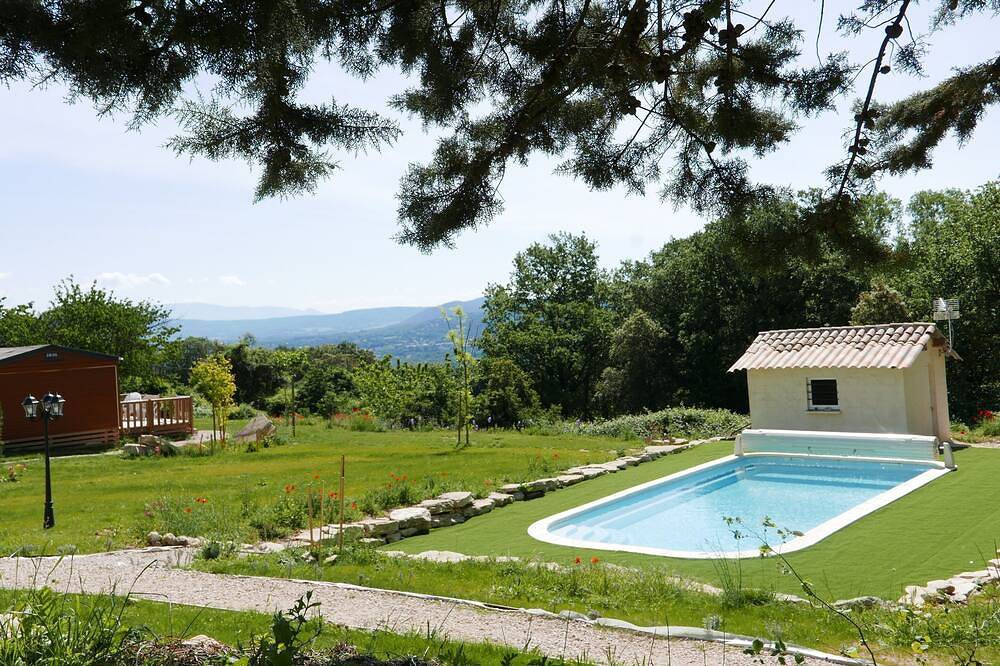 Chez Gabriel et Julie - Bungalows 3 chambres avec piscine in Viviers, Privas (arrondissement)