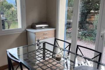 Gîte pour 2 personnes, avec jardin, animaux acceptés à Auriol