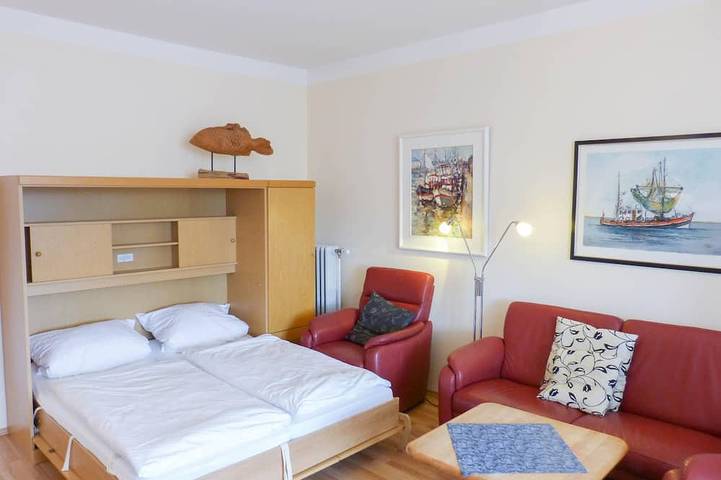 Ganze Wohnung, Ferienwohnung Therese 6 in Wittdün: 100 m zum Strand, Sauna & Wlan in Wittdün, Amrum
