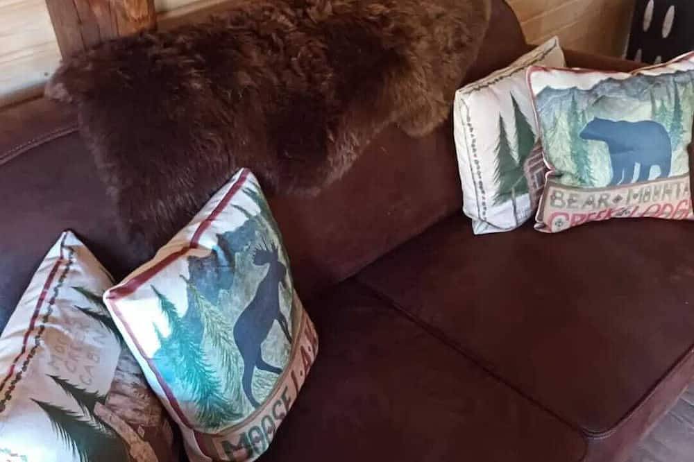 Cabaña de lujo entre montañas con Jacuzzi & Piscina climatizada (Angels Cabin) in Fataga, San Bartolomé de Tirajana