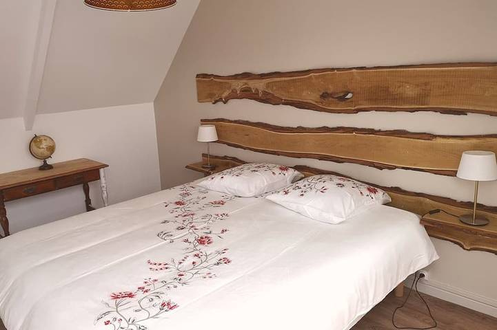 Location de vacances pour 18 personnes, avec jardin et jacuzzi, animaux acceptés à Châtillon-sur-Marne - 2