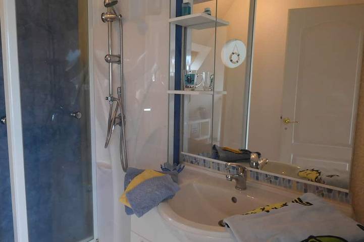 Location de vacances pour 2 personnes, avec terrasse et jardin dans Le Dossen - 3