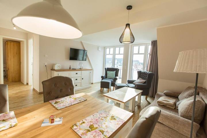 Ferienwohnung für 5 Personen, mit Sauna und Balkon in Kühlungsborn - 4