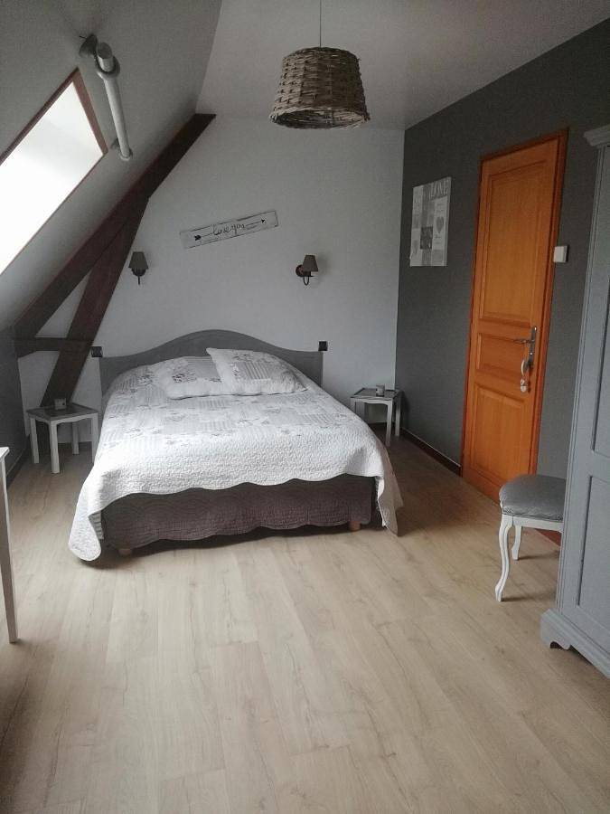 La Ferme du Guindal - Chambre Bouton d'Or in Marquise, Région de Boulogne-sur-Mer