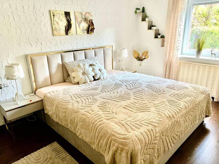 Ferienwohnung für 3 Personen, mit Whirlpool und Terrasse sowie Garten und Pool in Sigmaringen - 2