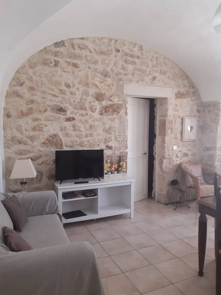 Gîte pour 4 personnes, avec terrasse et jardin à Vagnas - 2