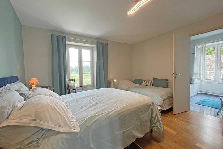 Maison chaleureuse aux portes d'Argentan - 9 pers. in Sarceaux, Région d'Argentan