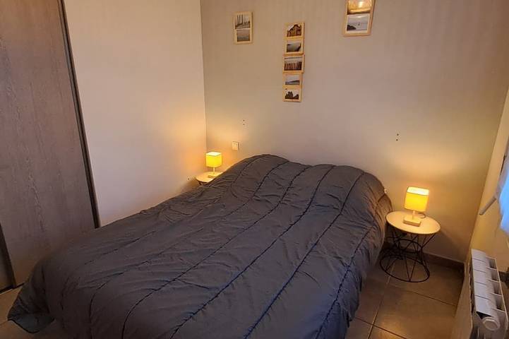 Gîte pour 4 personnes, avec terrasse dans Plage de la Touesse - 2