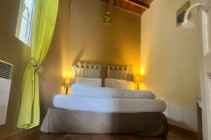 Location de vacances pour 12 personnes, avec Jardin à Saint-Cernin-de-l'Herm - 4