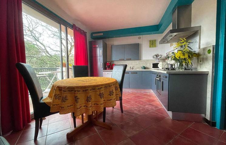 Gîte pour 4 personnes, avec jardin ainsi que piscine et balcon, animaux acceptés dans les Pyrénées-Orientales - 3