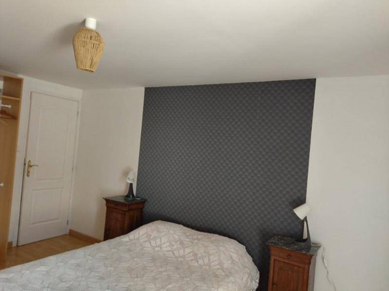 Two-Bedroom House in Meillant, Saint-Amand-Montrond