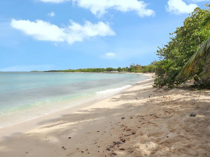 Gîte pour 6 personnes, avec terrasse dans Port-Louis (Guadeloupe) - 2