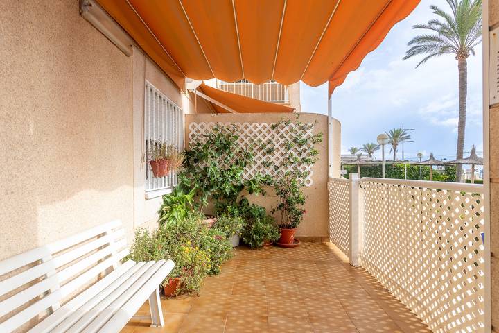 Apartamento entero, Amplio apartamento en El Campello, 120 m², piscina compartida in Platja de l'Horta-Mutxavista (San Juan Playa), San Juan Playa (Alicante)