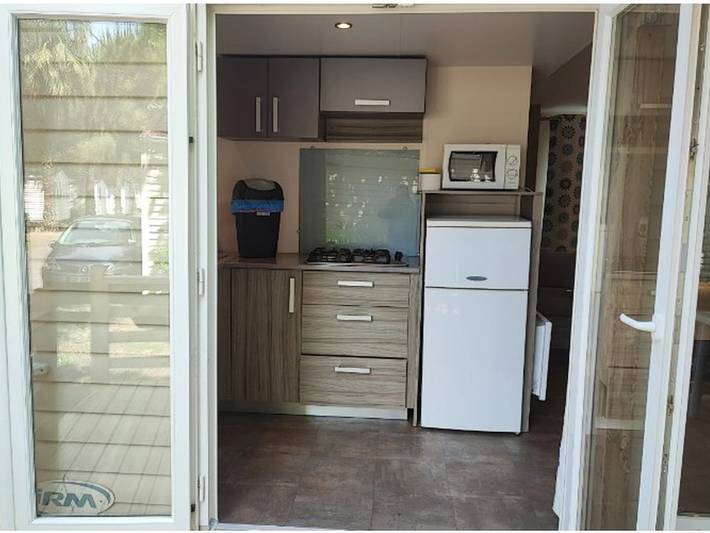 Camping pour 6 personnes, avec terrasse et piscine à Saint-Cyprien - 3
