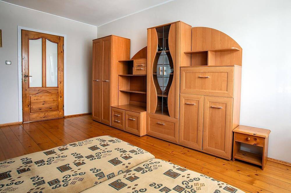Ganze Wohnung, 3 bedroom cozy apartment in Gowidlino in powiat kartuski