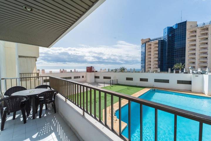 Ferienwohnung für 4 Personen, mit Pool und Ausblick sowie Terrasse und Garten - 1