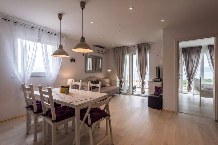 Gîte pour 6 personnes, avec balcon/terrasse à Novi Vinodolski - 4