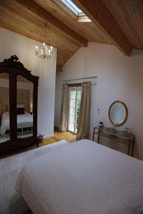 Location de vacances pour 4 personnes, avec jardin ainsi que vue et piscine à Saint-Privat-des-Prés - 4