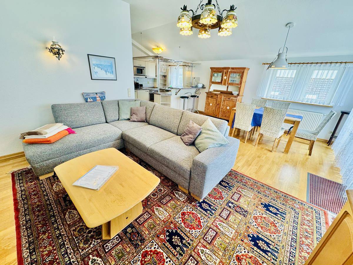 Ganze Wohnung, Sonnenuntergang am Leuchtturm in Warnemünde Strand, Rostock