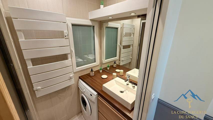 Gîte pour 4 personnes dans Bowling Le Mont Dore - 4