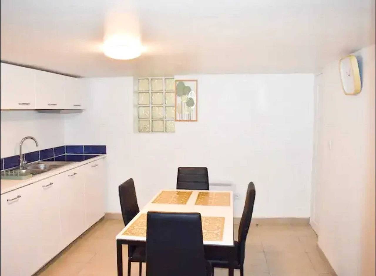 Apartamento entero, Acogedor apartamento en Arnouville - 34 m² con vista al jardín in Valle del Oise