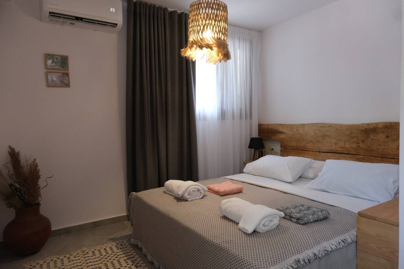 Geheel appartement, Appartement 'Villa Philia met Patio', Uitzicht op Bergen, Wi-Fi en Airconditioning in Litochoro, Olympos Nationaal Park