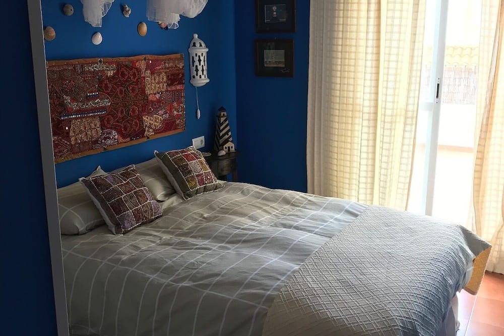 Ganze Wohnung, Penthouse im Zentrum des charmanten Dorfes in Playa Zahara de los Atunes, Barbate