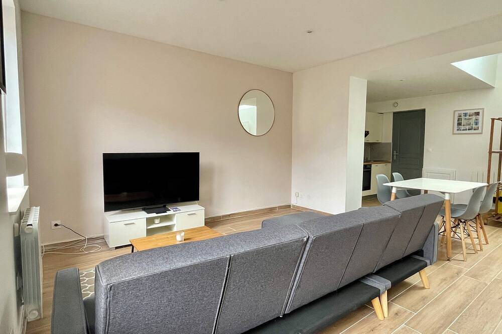 Appartement entier, Gîte Le Plain-Pied - 5min de la gare - vers Lille / Lens / Arras in Phalempin, Région de Lille