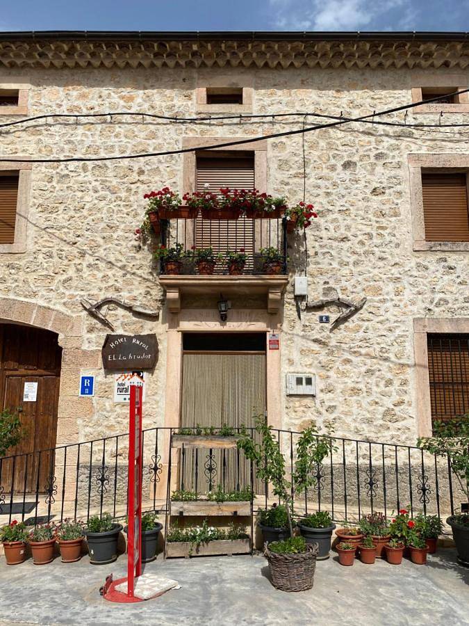 Hotel para 3 personas, con Terraza además de Jacuzzi y Sauna en Provincia de Segovia - 2