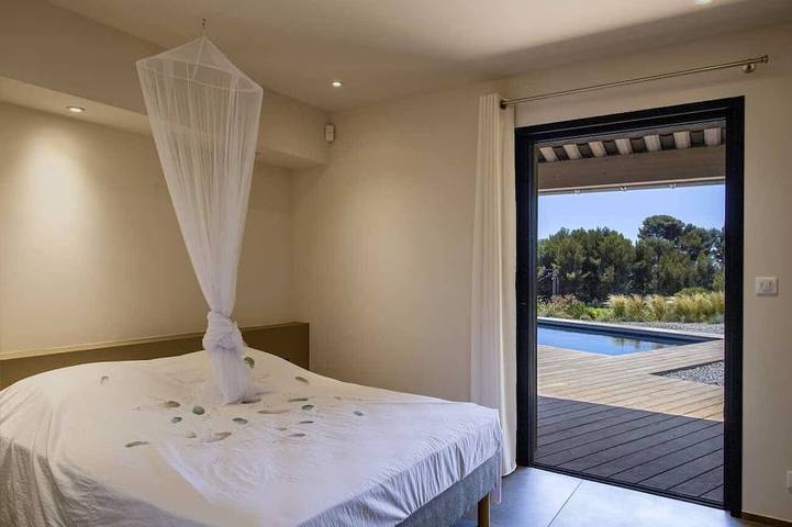 Exceptional air-conditioned house, swimming pool in Ollioules, Var, near Sanary-sur-Mer. in Ollioules, Mittelmeerküste (Frankreich)
