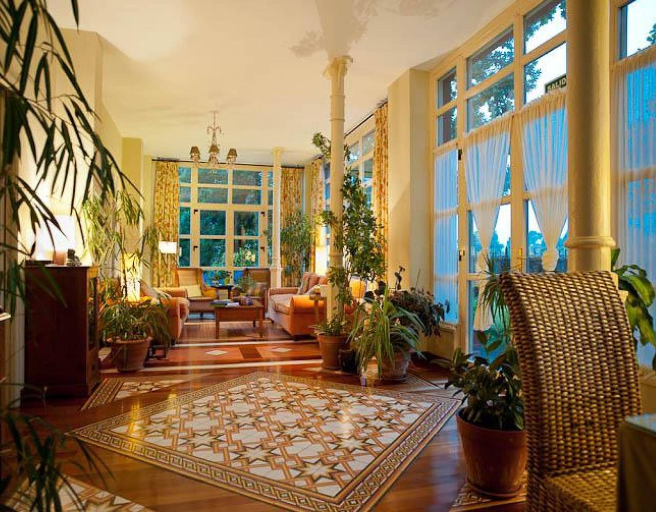 Habitación doble con salón 2 Hotel Rural Casona De La Paca in Cudillero, Costa Verde (Spain)