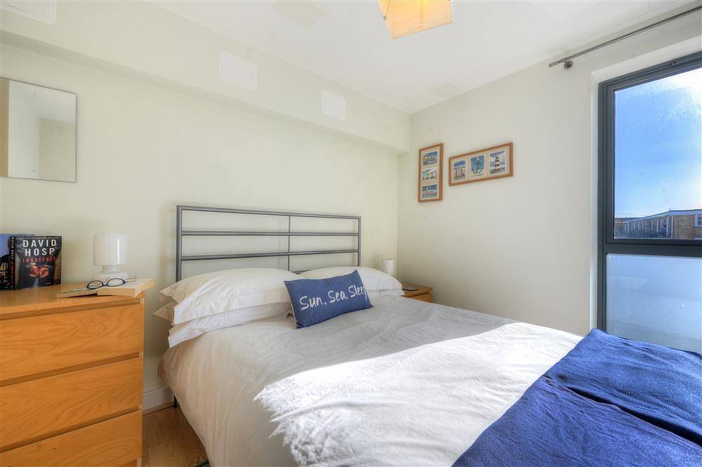 Entire apartment, 8 Driftwood in West Bay, Dorset