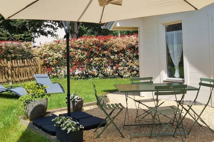Location de vacances pour 4 personnes, avec terrasse et jardin à Grosrouvre