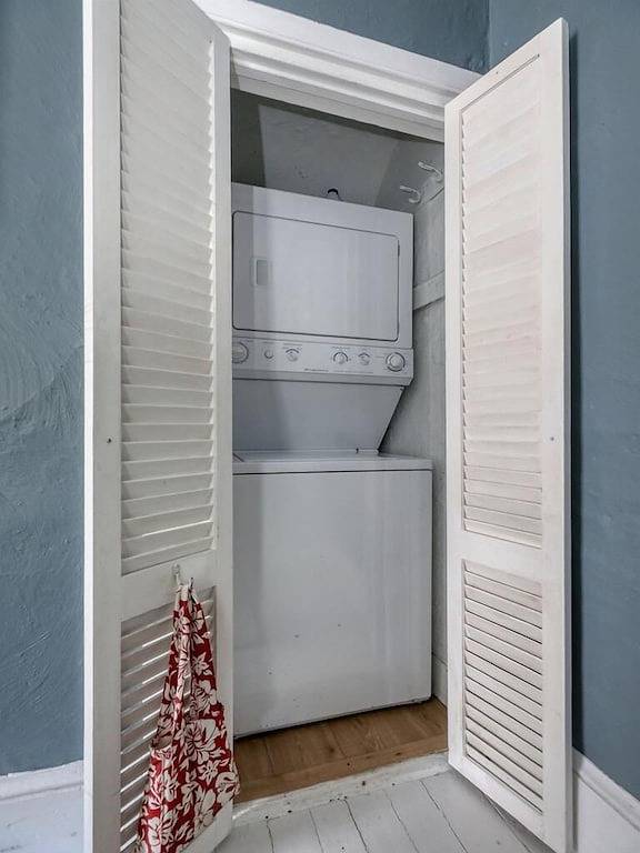 Zu Fuß zu Einkaufsmöglichkeiten und Restaurants. Nur ein paar Blocks vom Strand entfernt. in Cape May, Cape May County