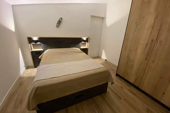 Location de vacances pour 6 personnes, avec jardin ainsi que jacuzzi et balcon à Saint-Privat - 3