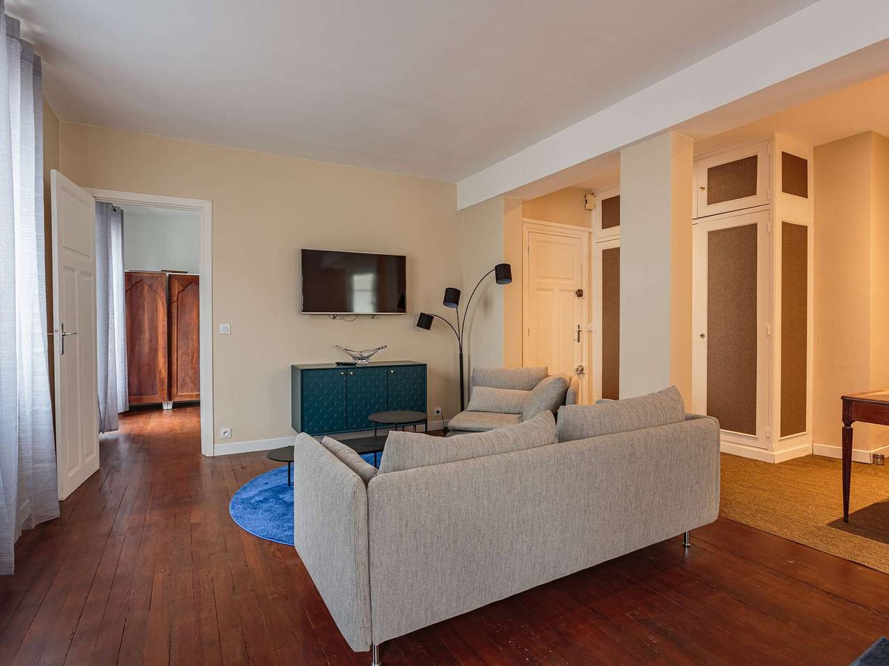 Appartement entier, Bel appartement moderne à 2 pas de la plage et rue piétonne, centre-ville, calme, Wifi inclus in Saint-Jean-de-Luz, Région de Bayonne