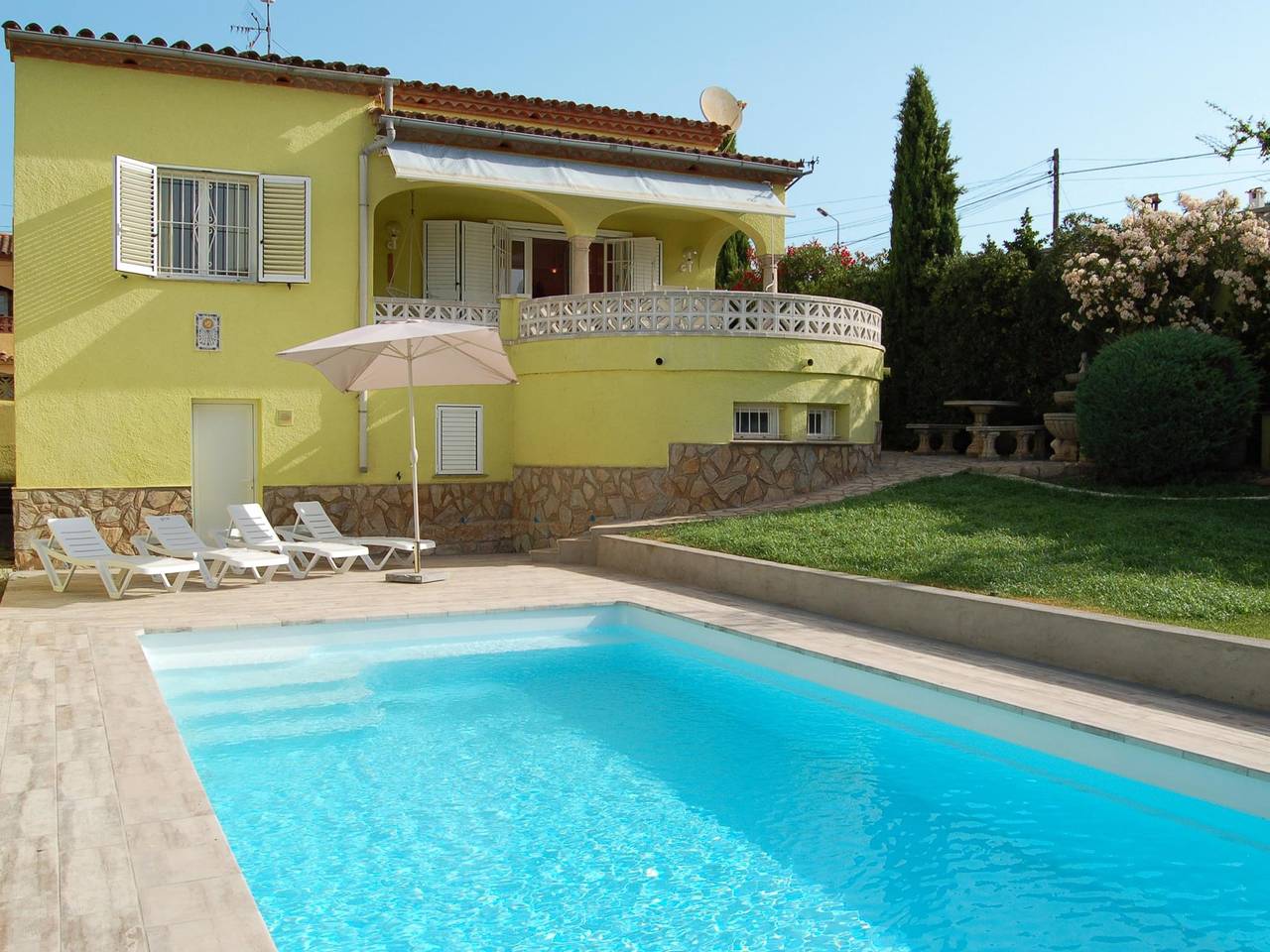 Haus mit Schwimmbad in L'Escala-Hutg-047886 in l'Escala, Oberampurien