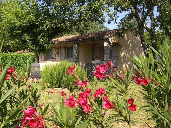 Vakantiehuis voor 4 personen, met tuin en uitzicht, met huisdier in Chauzon