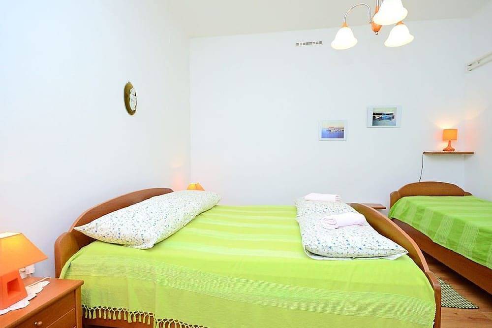 Entire apartment, Apartment 1189/10861 (Istria - Premantura), 500m from the beach in Premantura, Southcoast Istria