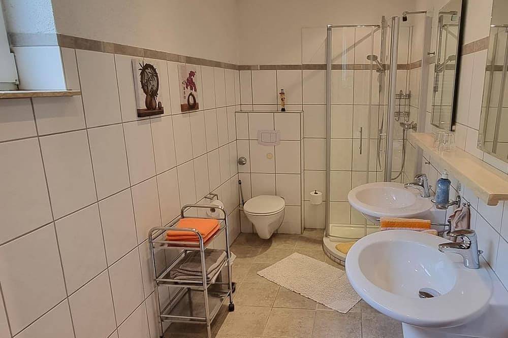 Doppelzimmer Dusche/Wc - Pension Henriette in Gleiszellen-Gleishorbach, Südliche Weinstraße