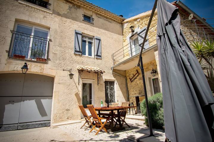 Location de vacances pour 4 personnes, avec terrasse et jardin à Avignon - 3