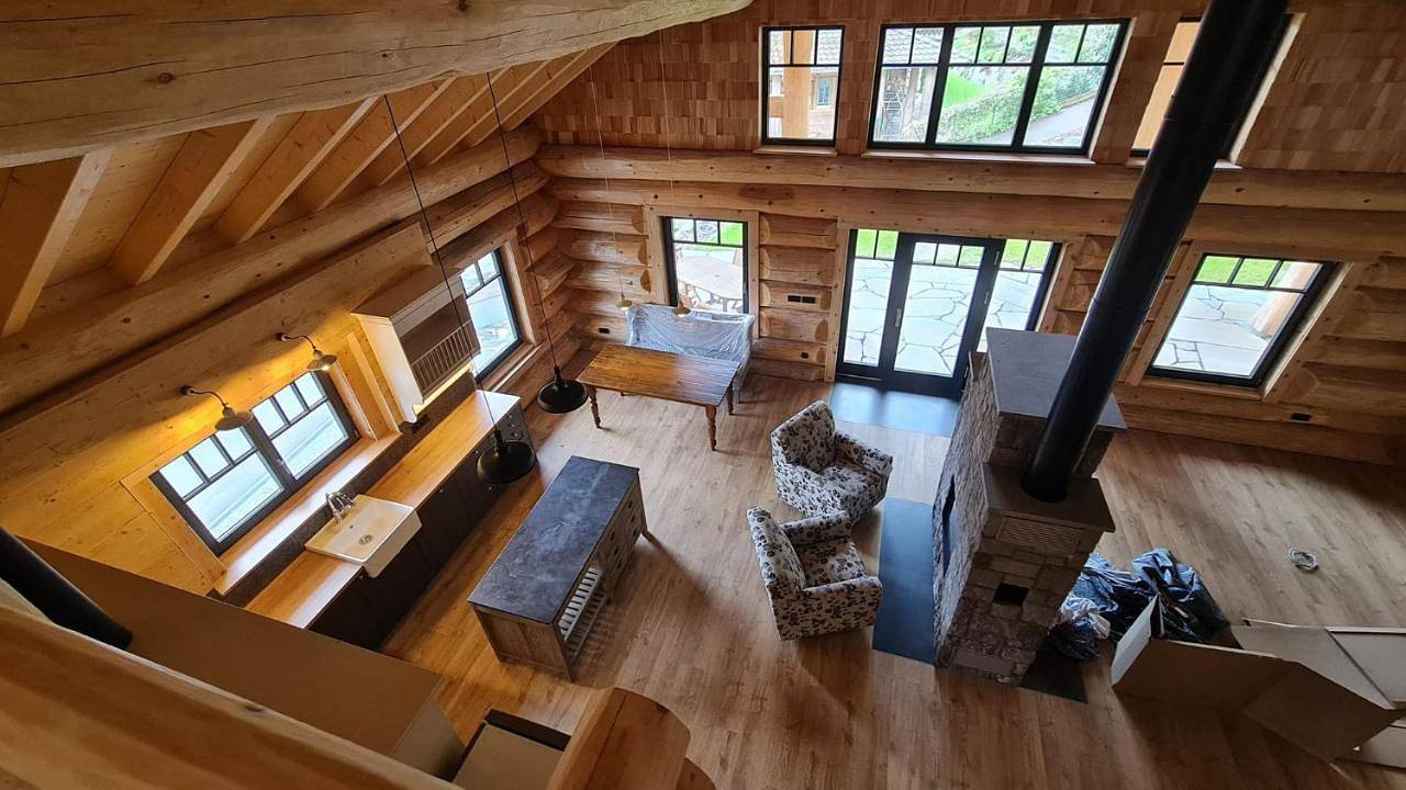 Eveningwood - Dtv 5 Sterne Luxus Hüttenparadies, Blockhaus in Heimbuchenthal, Mainviereck