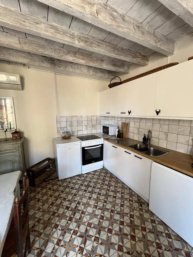 Location de vacances pour 2 personnes, avec vue dans Arenes D Arles - 2