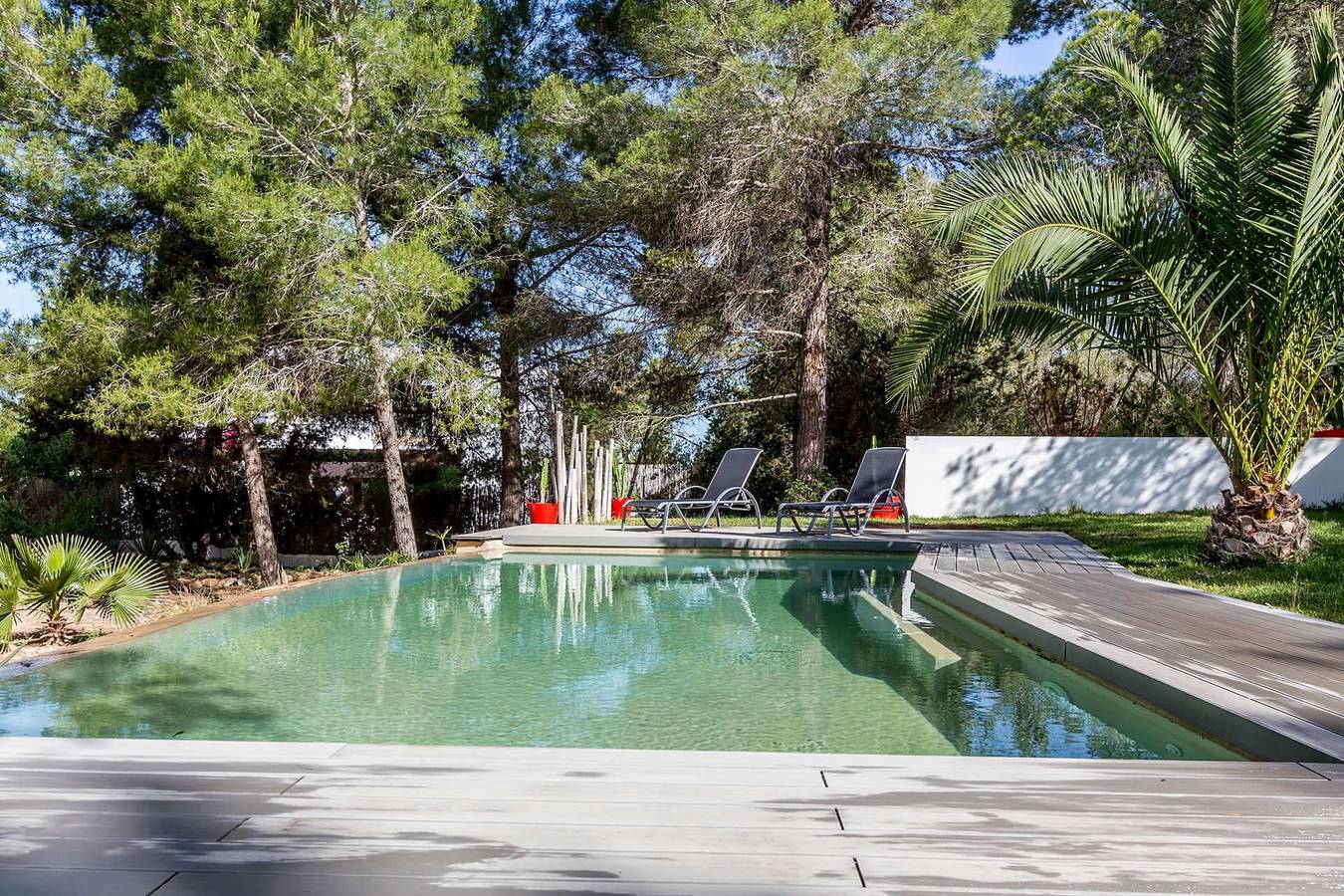 Villa Roja in Cala Tarida, Sant Josep de sa Talaia