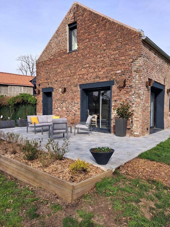 Gîte pour 5 personnes, avec vue ainsi que jardin et vue sur le lac à Carvin - 2