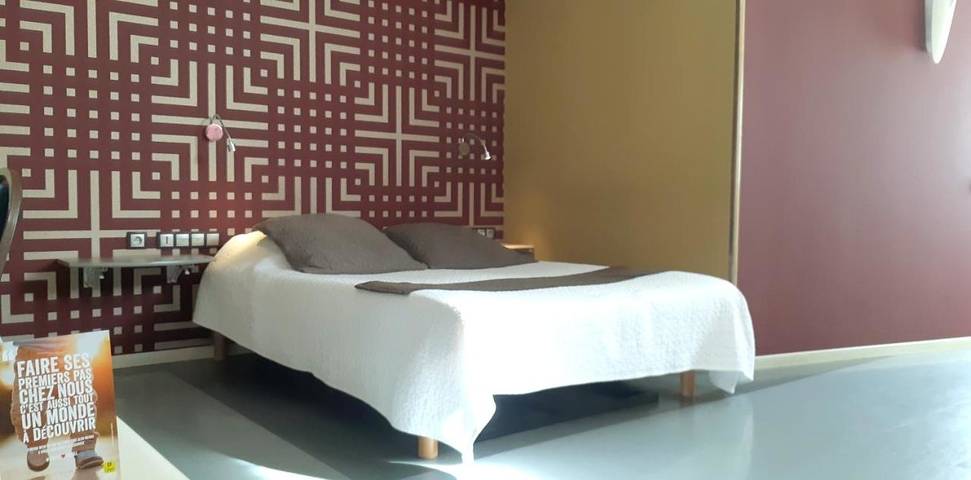 Hôtel pour 2 personnes, animaux acceptés dans Montigny le Roi