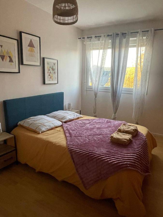 Appartement entier, Two-Bedroom Apartment in Le Lion-d'Angers, Vallée de la Loire